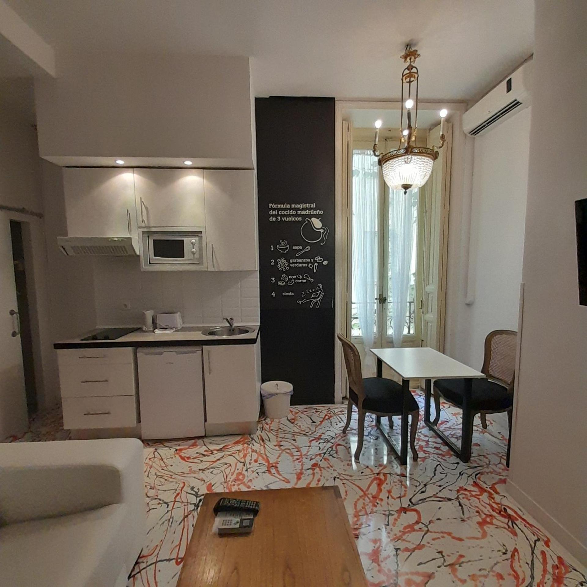 Apartamentos Matute 11 Madrid Ngoại thất bức ảnh